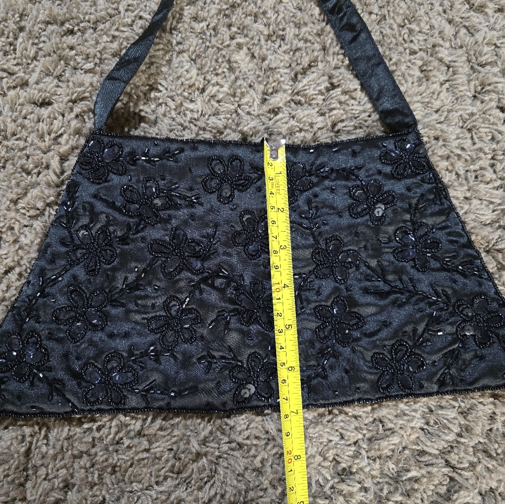 Elegant Black Floral Women's Bag,  Beaded Sequin Hand Bag. Black, Satin. - Picture 6 of 9